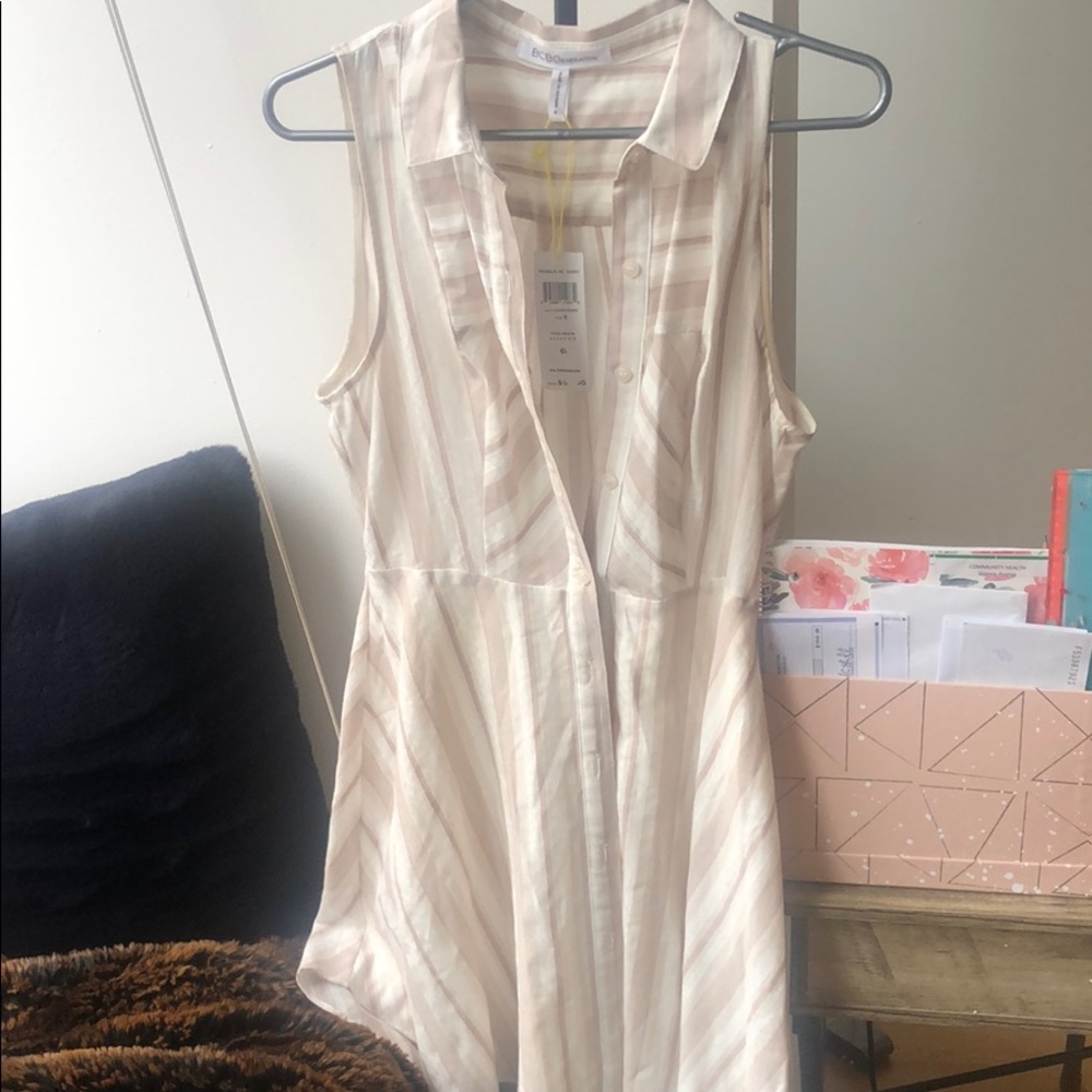 New button up bcbg dress